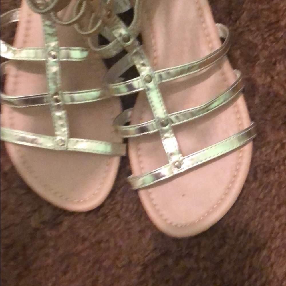 Sandals - Picture 2 of 3